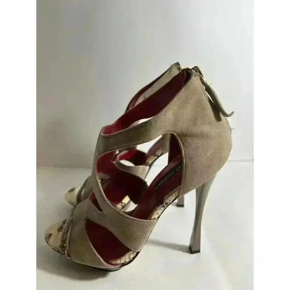 Charles Jourdan shoes - Picture 2 of 6